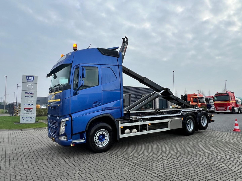 Volvo FH 500 6x2 Containersysteem Dynamic steering / VDL S-25-6600 / Haakarm - Hook lift: gambar 1 Volvo FH 500 6x2 Containersysteem Dynamic steering / VDL S-25-6600 / Haakarm - Hook lift: gambar 1