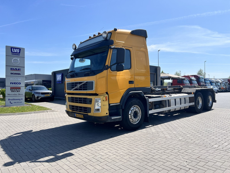 Volvo FM480 6X2 containersysteem Globetrotter / NCH systeem / 10 Tyres - Truk pembawa sistem kabel: gambar 1 Volvo FM480 6X2 containersysteem Globetrotter / NCH systeem / 10 Tyres - Truk pembawa sistem kabel: gambar 1