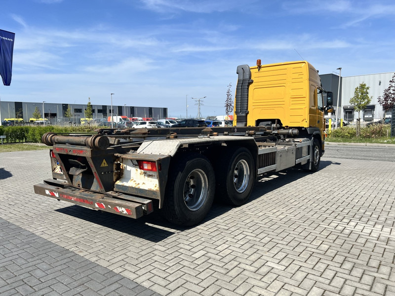 Volvo FM480 6X2 containersysteem Globetrotter / NCH systeem / 10 Tyres - Truk pembawa sistem kabel: gambar 5 Volvo FM480 6X2 containersysteem Globetrotter / NCH systeem / 10 Tyres - Truk pembawa sistem kabel: gambar 5
