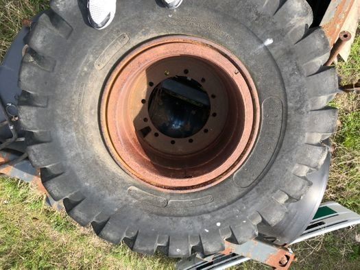 Anvelope Cu 24PR 4 BUC VOLA Incarcator VOLVO KOMATSU JCB - Roda: gambar 5 Anvelope Cu 24PR 4 BUC VOLA Incarcator VOLVO KOMATSU JCB - Roda: gambar 5