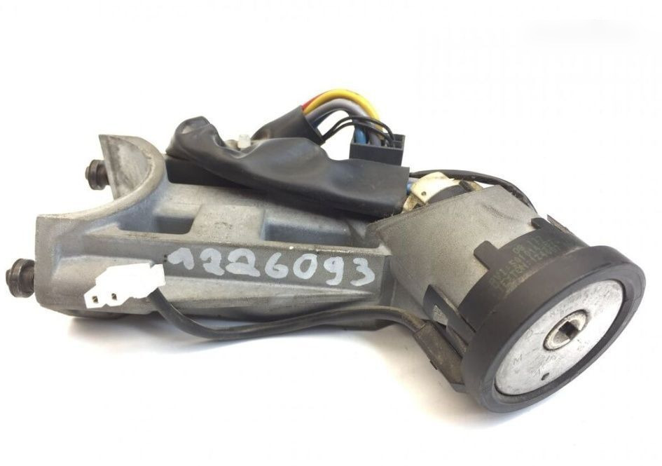 Butuc contact pentru autotractor (2005-2013) Renault Magnum Dxi - Sistem listrik untuk Truk: gambar 1 Butuc contact pentru autotractor (2005-2013) Renault Magnum Dxi - Sistem listrik untuk Truk: gambar 1