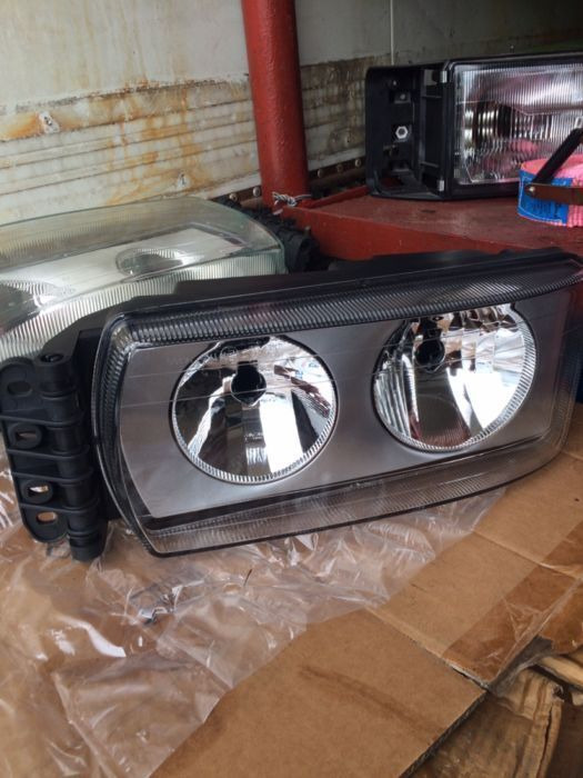 IVECO Stralis - Lampu depan untuk Truk: gambar 1 IVECO Stralis - Lampu depan untuk Truk: gambar 1