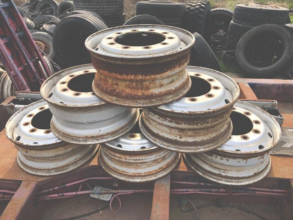 Janta semiremorca Krone Schmitz 22.5 din dezmembrari + alte mode - Pelek untuk Truk: gambar 1 Janta semiremorca Krone Schmitz 22.5 din dezmembrari + alte mode - Pelek untuk Truk: gambar 1