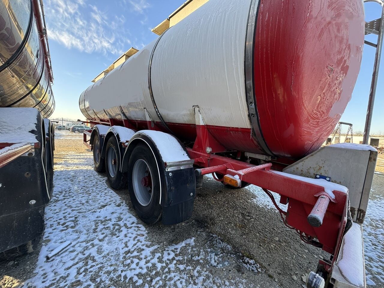 LAG cisterna 30 T - sasiu inox - inox alimentar - 1998 - Semi-trailer tangki: gambar 5 LAG cisterna 30 T - sasiu inox - inox alimentar - 1998 - Semi-trailer tangki: gambar 5