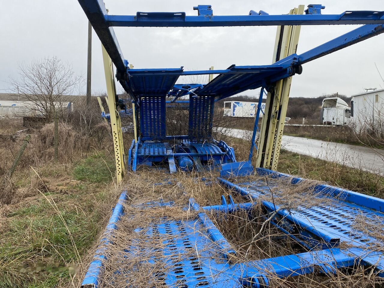 Lohr VGY JV 17 SP115 35105 : Structura camion + remorca transport aut - Trailer autotransporter: gambar 1 Lohr VGY JV 17 SP115 35105 : Structura camion + remorca transport aut - Trailer autotransporter: gambar 1