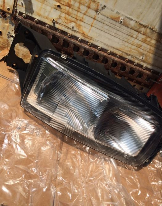 Renault DCI - Lampu depan untuk Truk: gambar 1 Renault DCI - Lampu depan untuk Truk: gambar 1