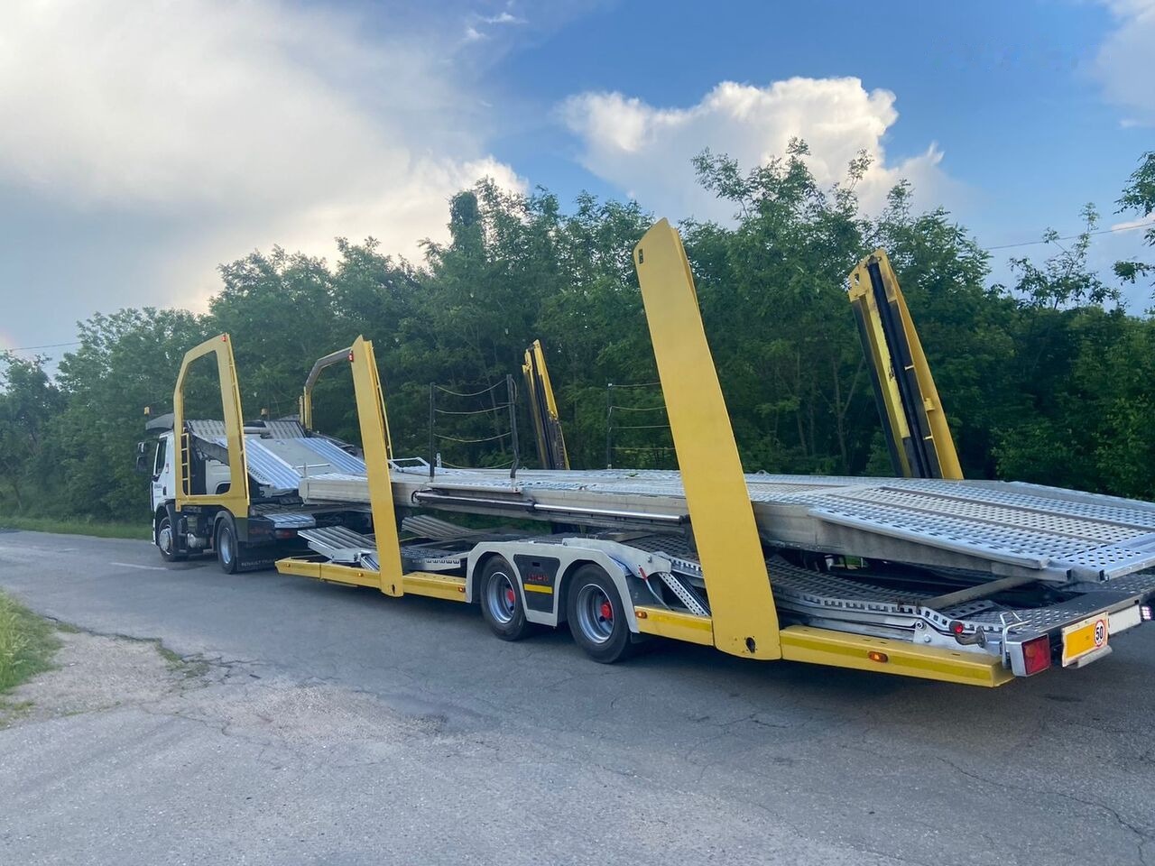 Renault Euro 6 + Lohr 9 pozitii Transportor Renault D Wide * Lohr model C2H99S - Truk pengangkut mobil: gambar 1 Renault Euro 6 + Lohr 9 pozitii Transportor Renault D Wide * Lohr model C2H99S - Truk pengangkut mobil: gambar 1