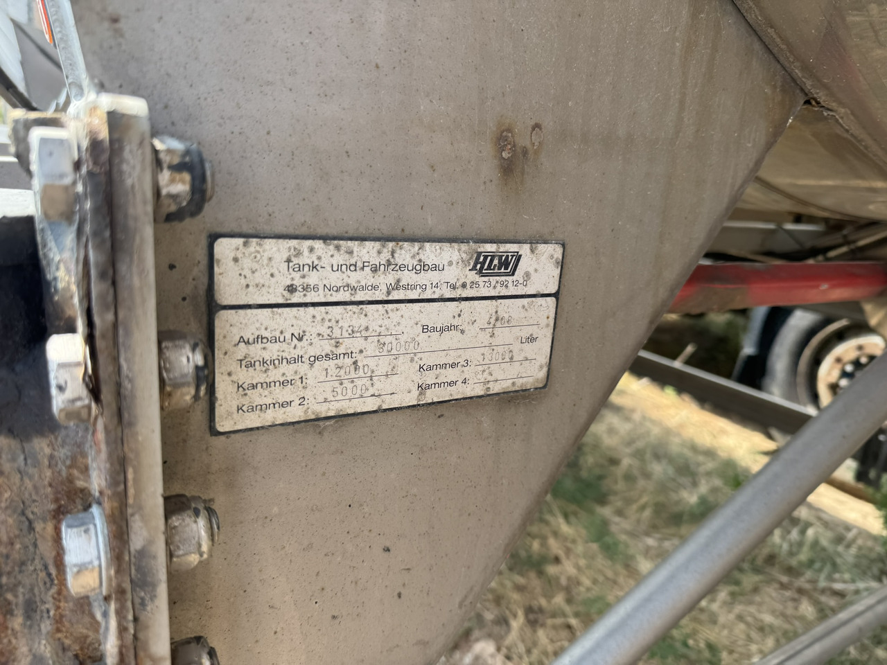 Transport lichide ALIMENTARE HLW STA 36 INOX ALIMENTAR AZOR AGRICULTURA - Semi-trailer tangki: gambar 2 Transport lichide ALIMENTARE HLW STA 36 INOX ALIMENTAR AZOR AGRICULTURA - Semi-trailer tangki: gambar 2
