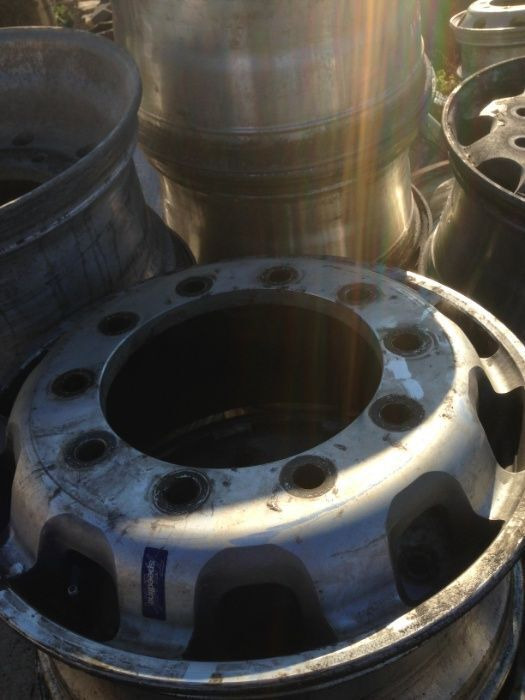 Vand jante aluminiu/tabla pentru camioane/ remorci - Pelek untuk Truk: gambar 5 Vand jante aluminiu/tabla pentru camioane/ remorci - Pelek untuk Truk: gambar 5