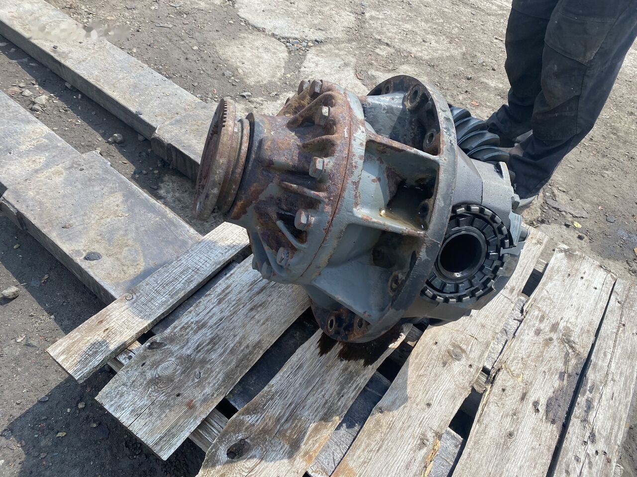 Volvo  lock, rear axle assembly : GRUP FH FM FL ALL RATIO  truck - Gigi diferensial untuk Truk: gambar 2 Volvo  lock, rear axle assembly : GRUP FH FM FL ALL RATIO  truck - Gigi diferensial untuk Truk: gambar 2