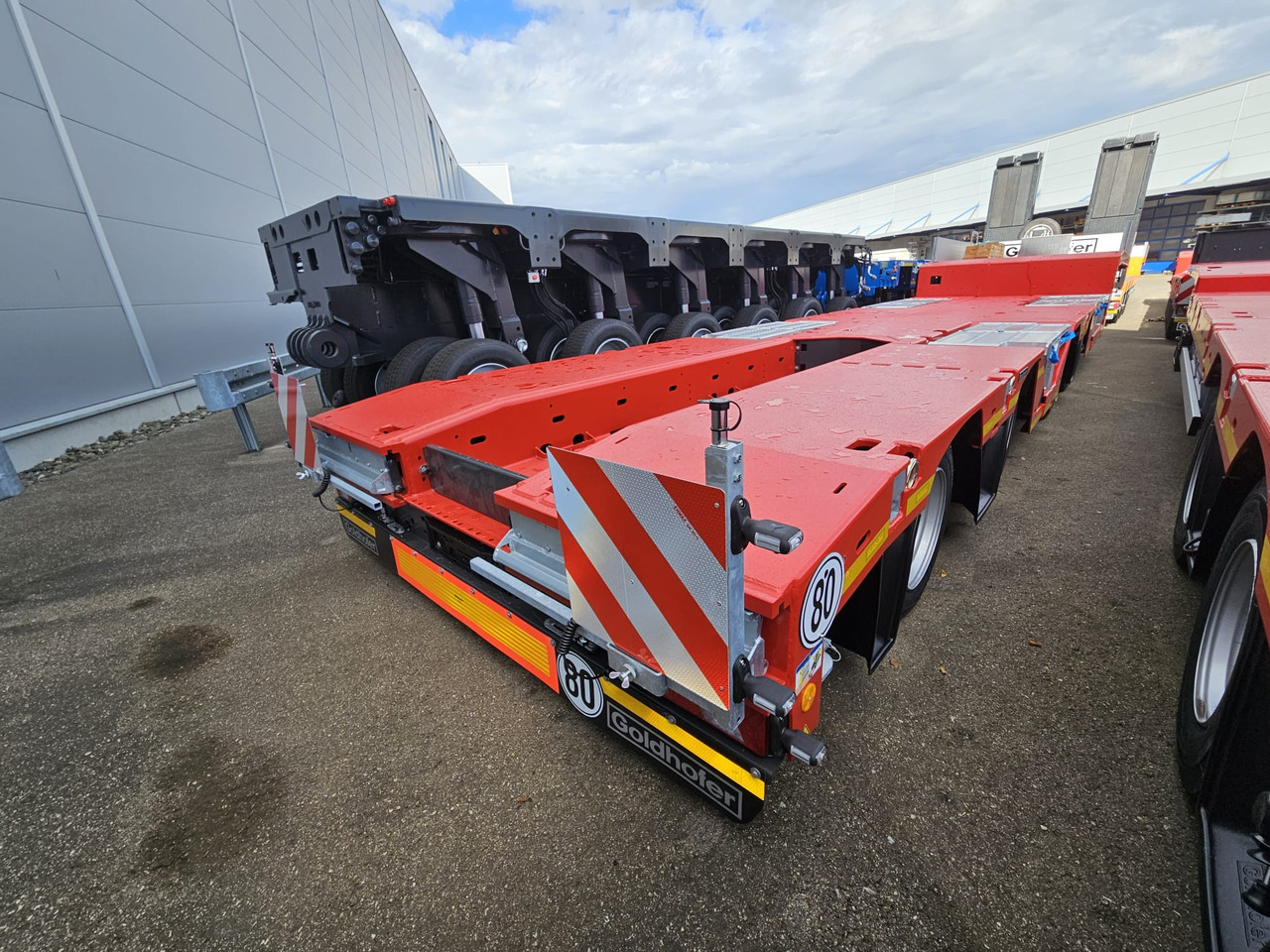 GOLDHOFER STN-L 4 (205) A RM2 "STEPSTAR" NEW - Semi-trailer low bed: gambar 1 GOLDHOFER STN-L 4 (205) A RM2 "STEPSTAR" NEW - Semi-trailer low bed: gambar 1