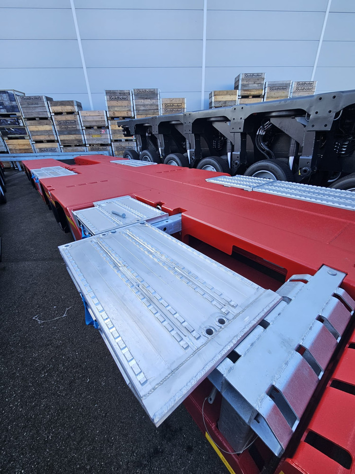 GOLDHOFER STN-L 4 (205) A RM2 "STEPSTAR" NEW - Semi-trailer low bed: gambar 5 GOLDHOFER STN-L 4 (205) A RM2 "STEPSTAR" NEW - Semi-trailer low bed: gambar 5
