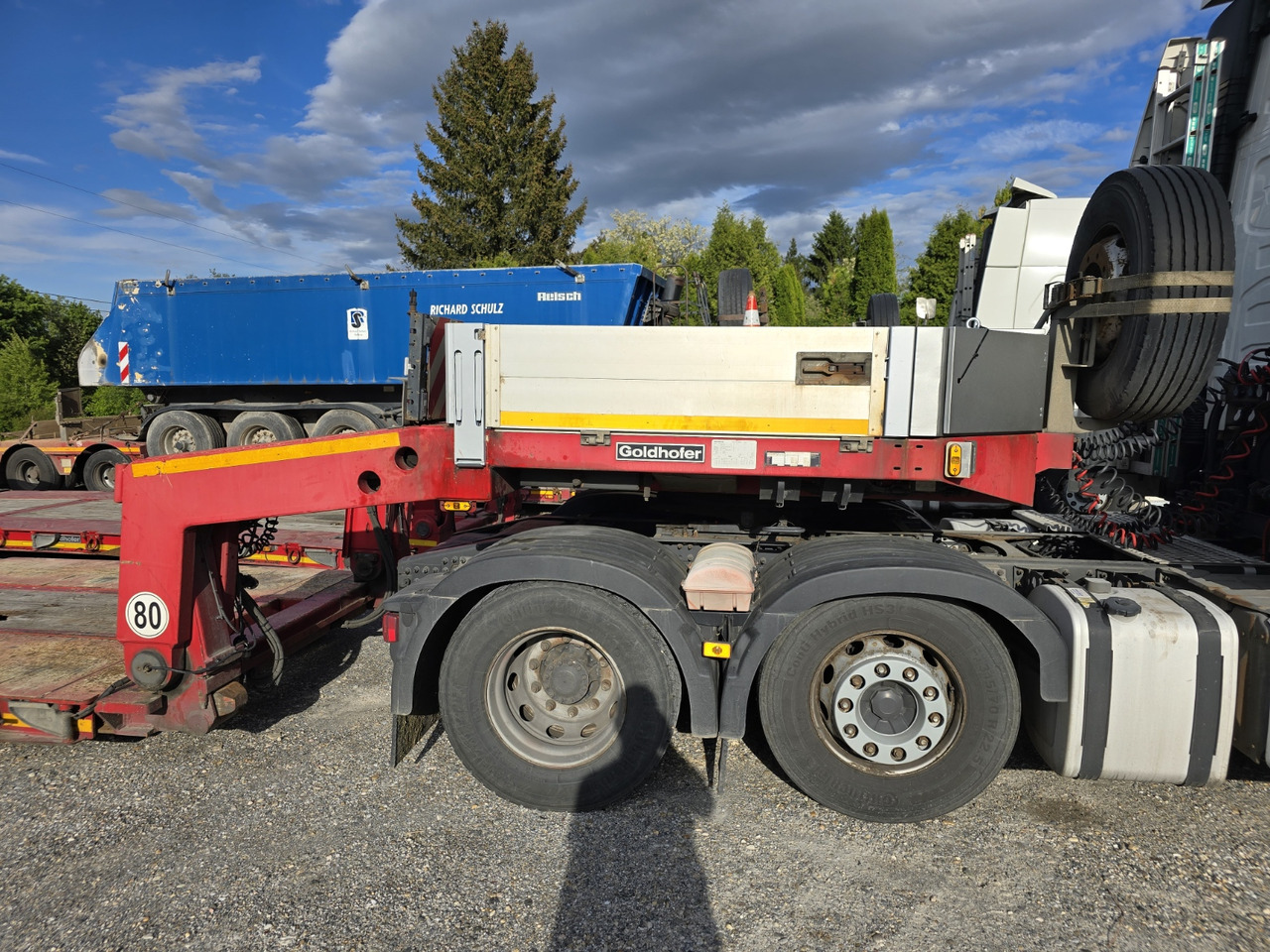 GOLDHOFER STZ-VL 3-40/80 - Semi-trailer low bed: gambar 2 GOLDHOFER STZ-VL 3-40/80 - Semi-trailer low bed: gambar 2