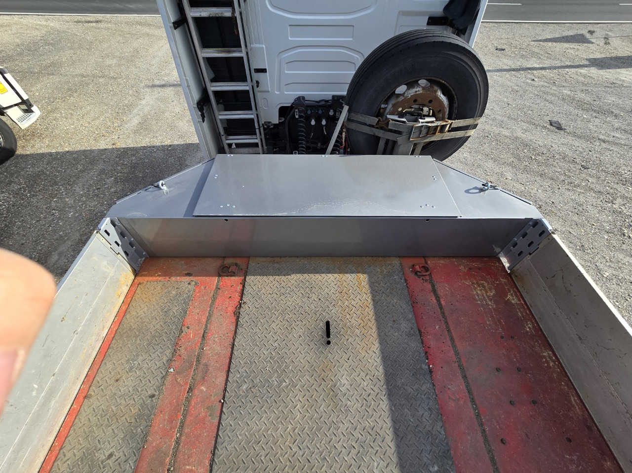 GOLDHOFER STZ-VL 3-40/80 - Semi-trailer low bed: gambar 4 GOLDHOFER STZ-VL 3-40/80 - Semi-trailer low bed: gambar 4