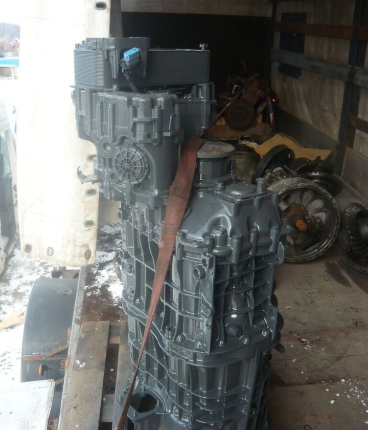 DAF ZF16S2331TD IT DAF XF 105 460 E5 - Gearbox untuk Truk: gambar 3 DAF ZF16S2331TD IT DAF XF 105 460 E5 - Gearbox untuk Truk: gambar 3