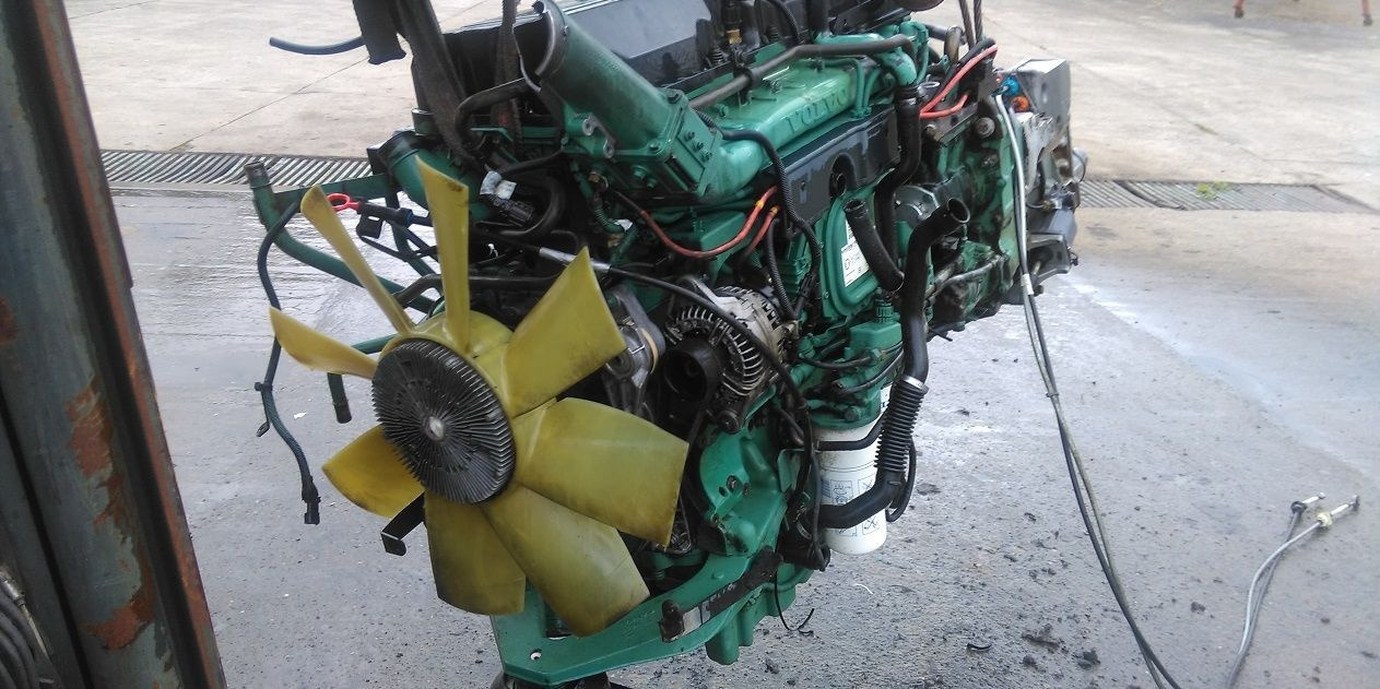 Volvo D9A 260 300 340 Volvo FM - Mesin untuk Truk: gambar 2 Volvo D9A 260 300 340 Volvo FM - Mesin untuk Truk: gambar 2