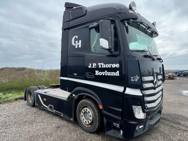 Mercedes-Benz Actros 1843 Special Interior. Air / Air suspension. Euro 6 - Tractor head: gambar 2 Mercedes-Benz Actros 1843 Special Interior. Air / Air suspension. Euro 6 - Tractor head: gambar 2