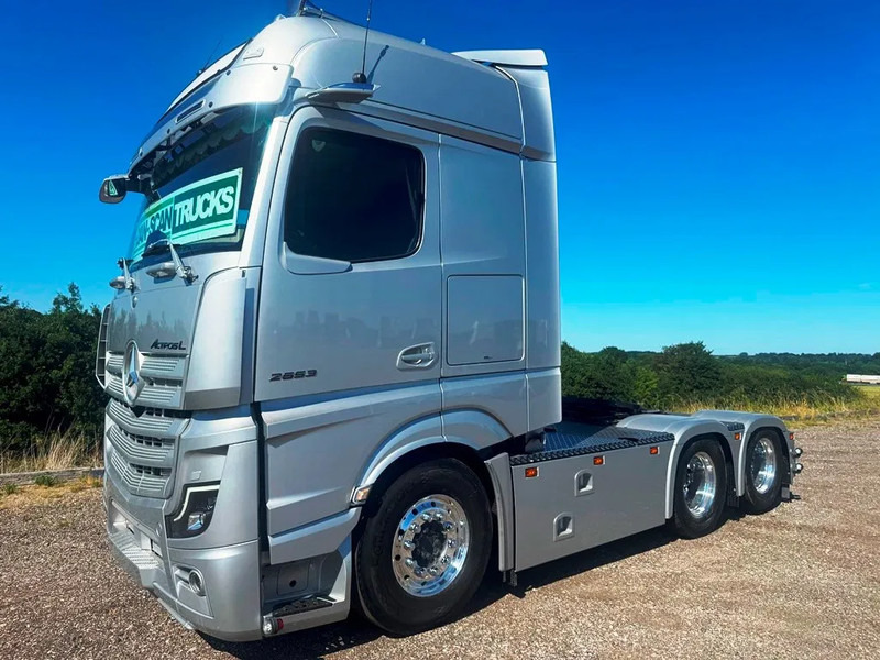 Mercedes-Benz Actros 2653 Special Interior. 6x2 3250mm weelbase. Air / Air suspension. hydr. syatem. Invertor. Micro wave. - Tractor head: gambar 3 Mercedes-Benz Actros 2653 Special Interior. 6x2 3250mm weelbase. Air / Air suspension. hydr. syatem. Invertor. Micro wave. - Tractor head: gambar 3