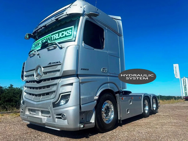 Mercedes-Benz Actros 2653 Special Interior. 6x2 3250mm weelbase. Air / Air suspension. hydr. syatem. Invertor. Micro wave. - Tractor head: gambar 1 Mercedes-Benz Actros 2653 Special Interior. 6x2 3250mm weelbase. Air / Air suspension. hydr. syatem. Invertor. Micro wave. - Tractor head: gambar 1