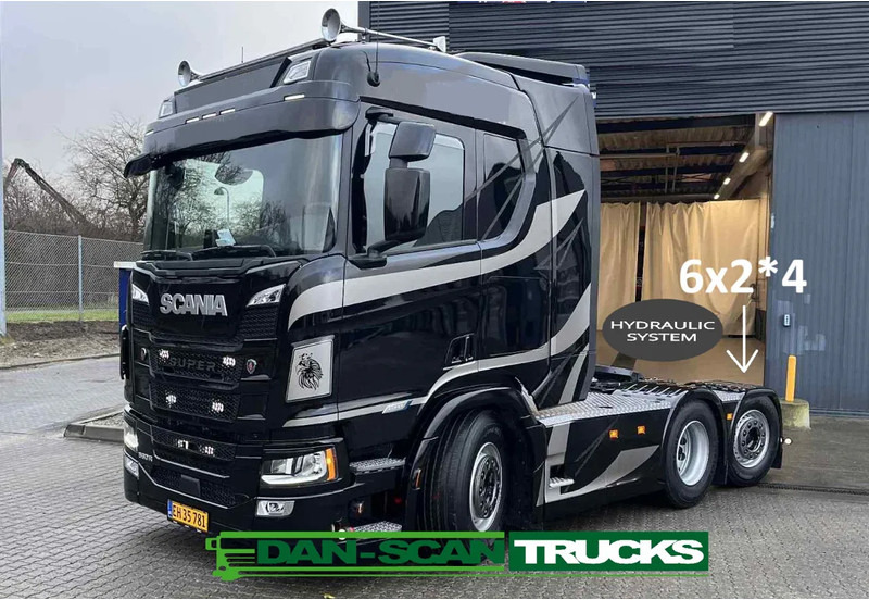 Scania R560 560R super 6x2*4 rearsteering. Hydr. system Air / Air suspension - Tractor head: gambar 1 Scania R560 560R super 6x2*4 rearsteering. Hydr. system Air / Air suspension - Tractor head: gambar 1