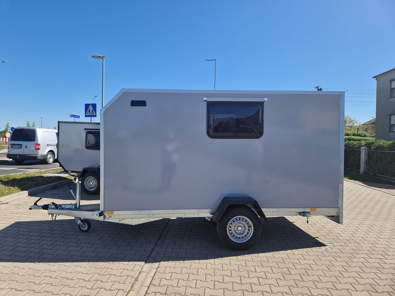 Przyczepa kempingowa Motocamp dla motocykla - Karavan: gambar 4 Przyczepa kempingowa Motocamp dla motocykla - Karavan: gambar 4