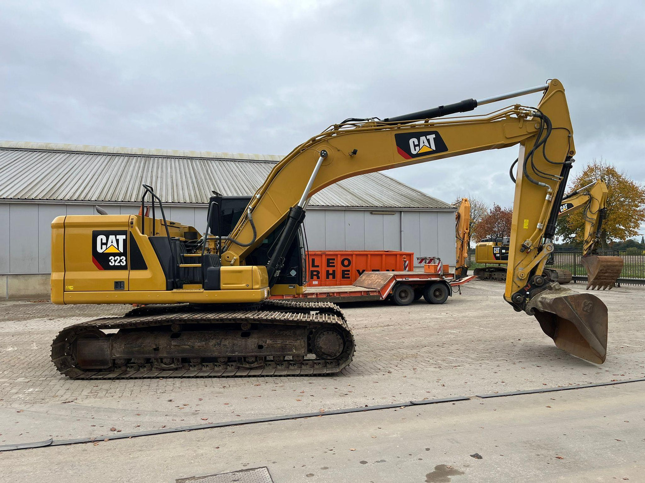 Caterpillar 323 07A - Ekskavator perayap: gambar 3 Caterpillar 323 07A - Ekskavator perayap: gambar 3
