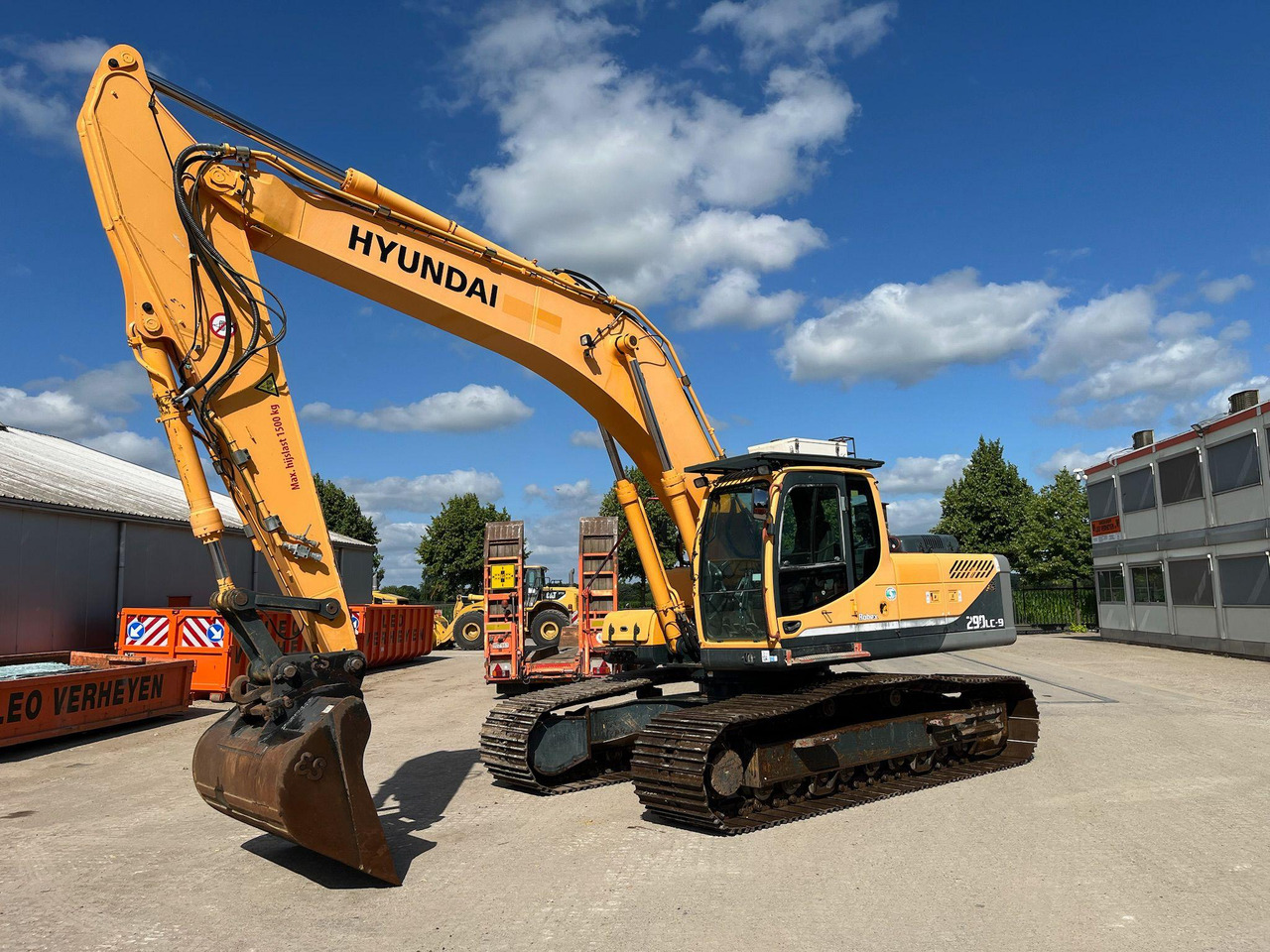 Hyundai Robex 290-9 - Ekskavator perayap: gambar 1 Hyundai Robex 290-9 - Ekskavator perayap: gambar 1
