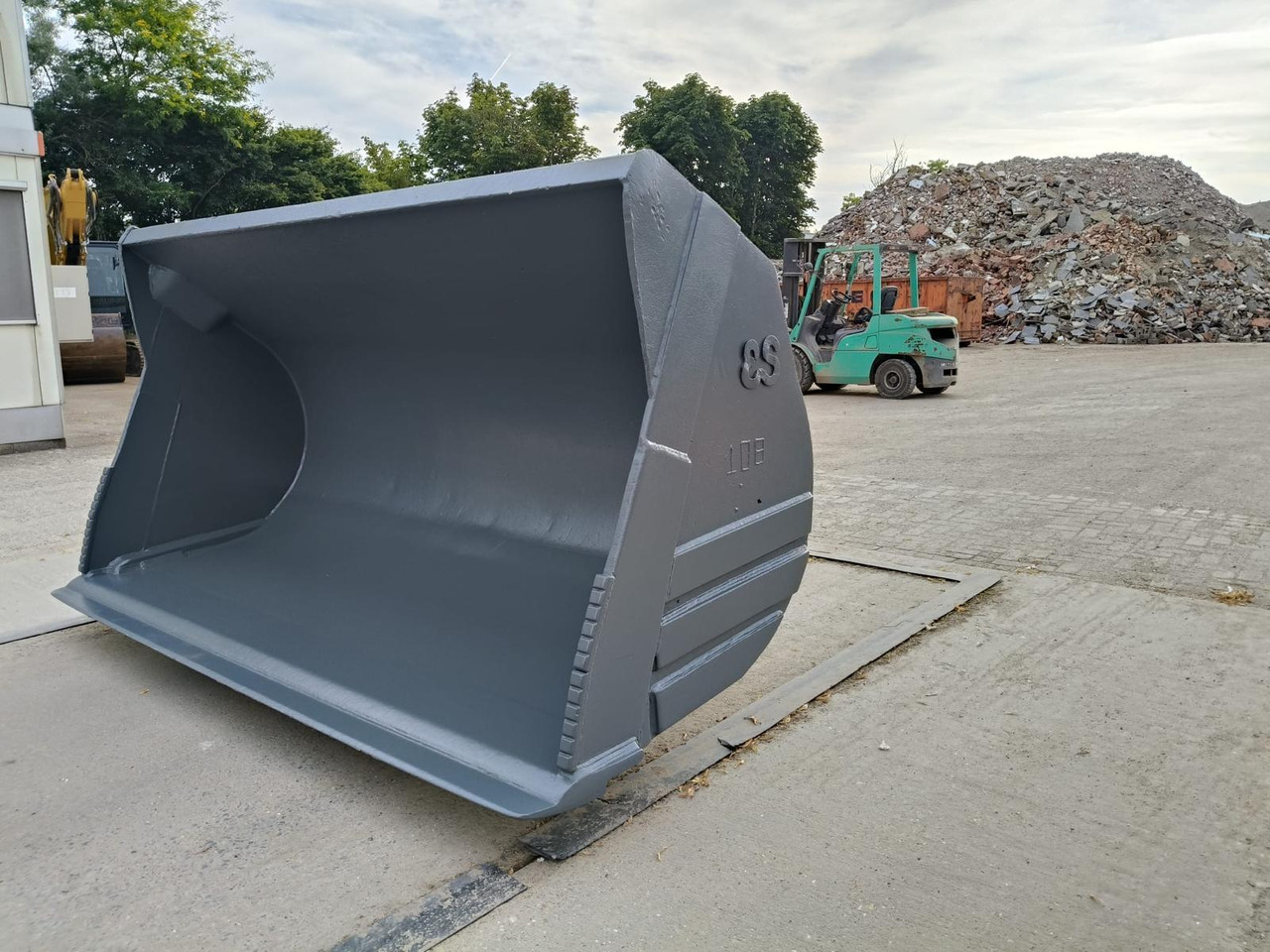 Volvo L150 - Ember loader: gambar 2 Volvo L150 - Ember loader: gambar 2