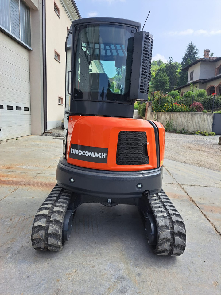 EUROCOMACH 35ZT - Ekskavator perayap: gambar 3 EUROCOMACH 35ZT - Ekskavator perayap: gambar 3