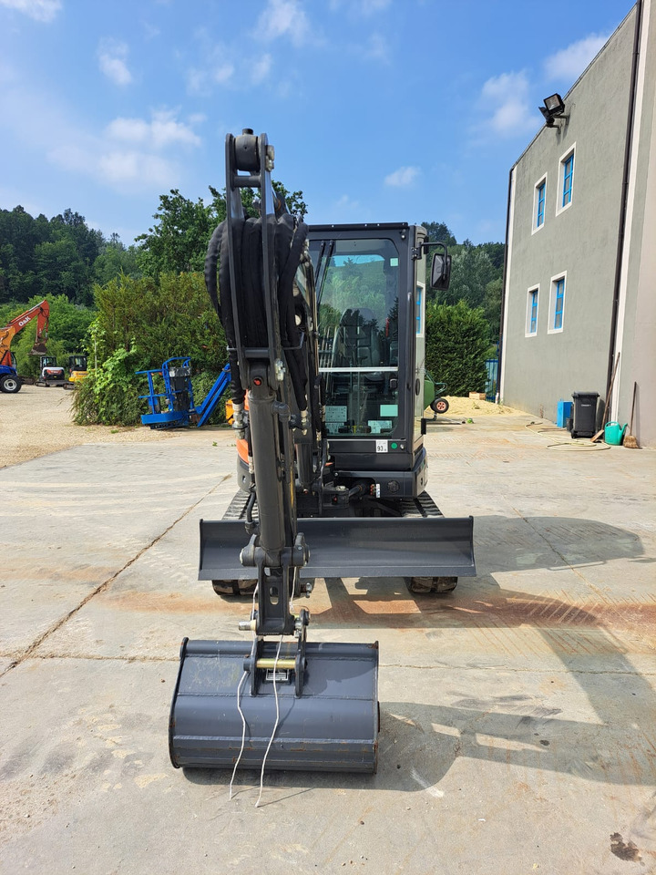 EUROCOMACH 35ZT - Ekskavator perayap: gambar 4 EUROCOMACH 35ZT - Ekskavator perayap: gambar 4
