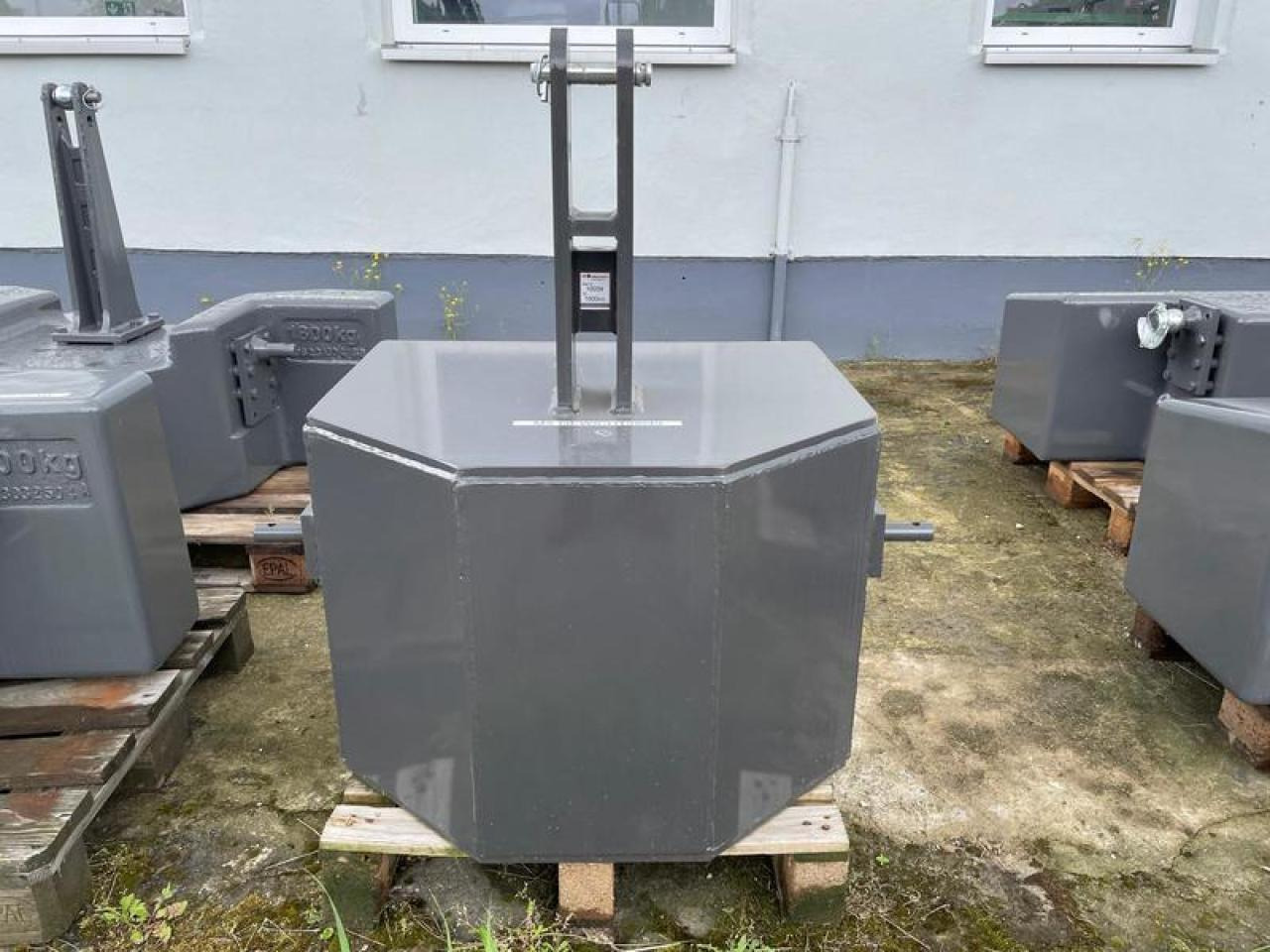 1000KG BUSCHMEIER FRONTGEWICHT - Counterweight: gambar 2 1000KG BUSCHMEIER FRONTGEWICHT - Counterweight: gambar 2