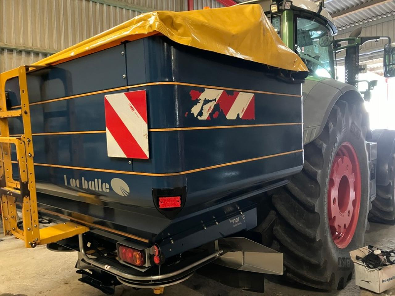 Bogballe M3WD - Penyebar pupuk: gambar 1 Bogballe M3WD - Penyebar pupuk: gambar 1
