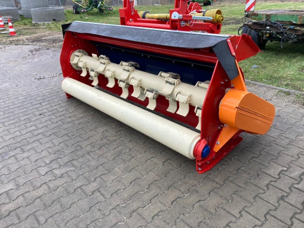 Dücker UM 27AKTION - Mesin pemotong chopper: gambar 5 Dücker UM 27AKTION - Mesin pemotong chopper: gambar 5