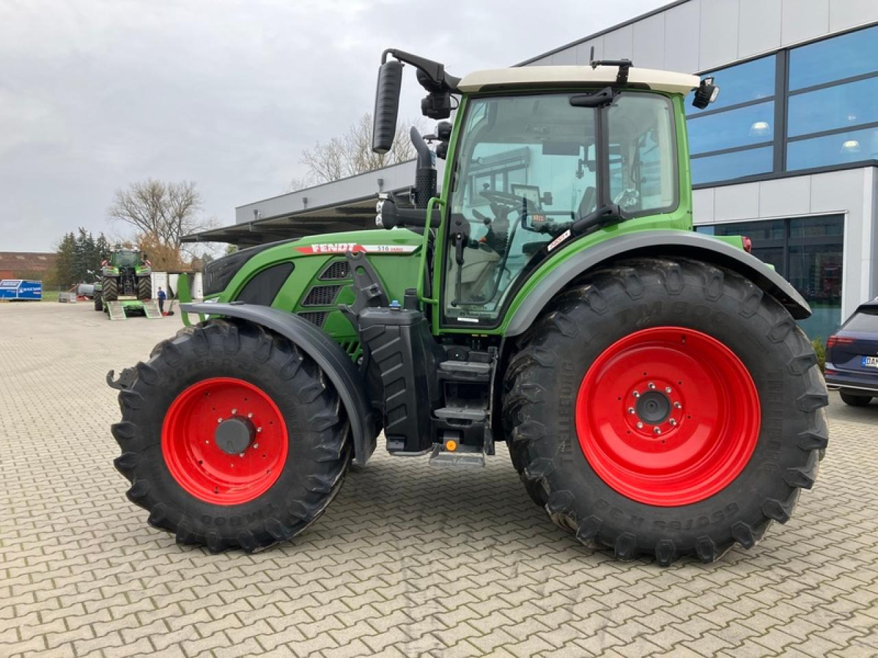 Fendt VARIO 516 VARIO GEN 3 // RTK - Traktor: gambar 2 Fendt VARIO 516 VARIO GEN 3 // RTK - Traktor: gambar 2
