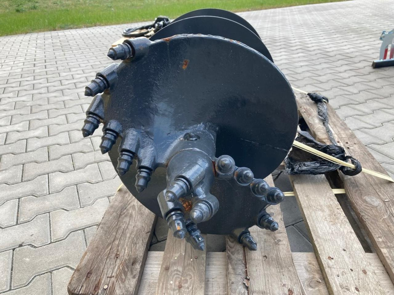 JCB FLIGHT RCK A2042 BOHRER 45CM - Auger untuk Peralatan konstruksi: gambar 1 JCB FLIGHT RCK A2042 BOHRER 45CM - Auger untuk Peralatan konstruksi: gambar 1