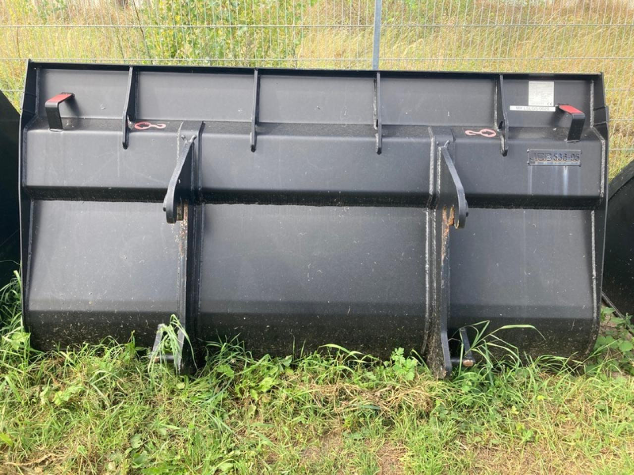 JCB LSB LEICHTGUTSCHAUFEL JCB Q-FIT - Ember loader: gambar 3 JCB LSB LEICHTGUTSCHAUFEL JCB Q-FIT - Ember loader: gambar 3