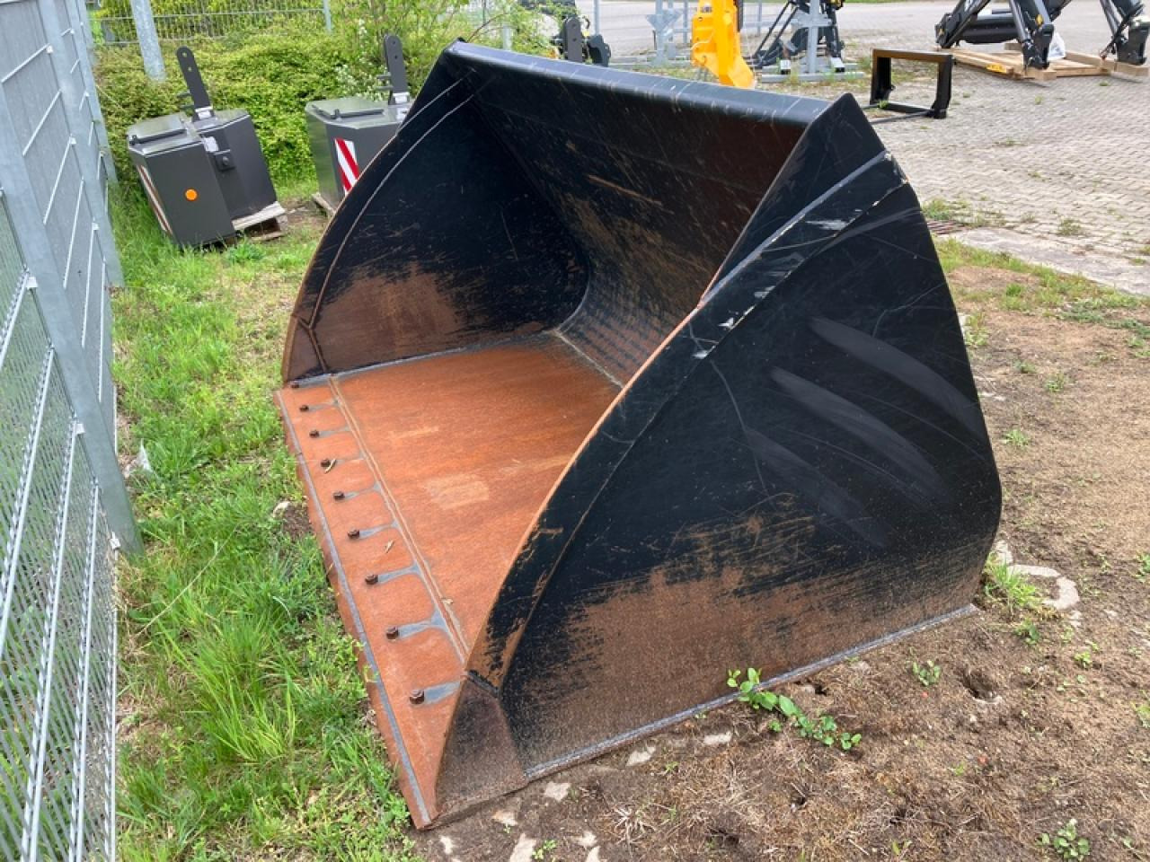 JCB LSB LEICHTGUTSCHAUFEL JCB Q-FIT - Ember: gambar 4 JCB LSB LEICHTGUTSCHAUFEL JCB Q-FIT - Ember: gambar 4