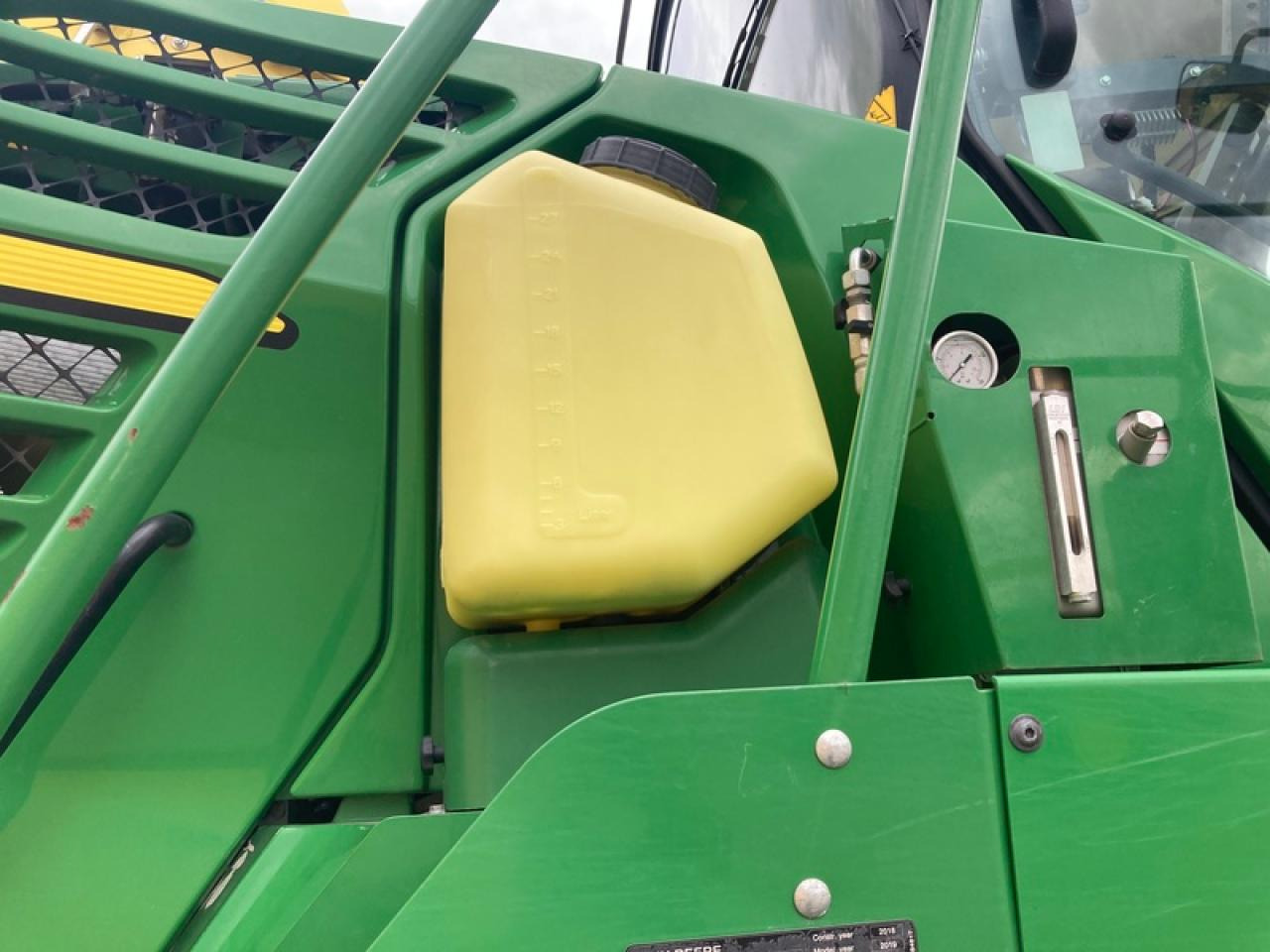 John Deere 8600 I - Pemanen hijauan: gambar 5 John Deere 8600 I - Pemanen hijauan: gambar 5