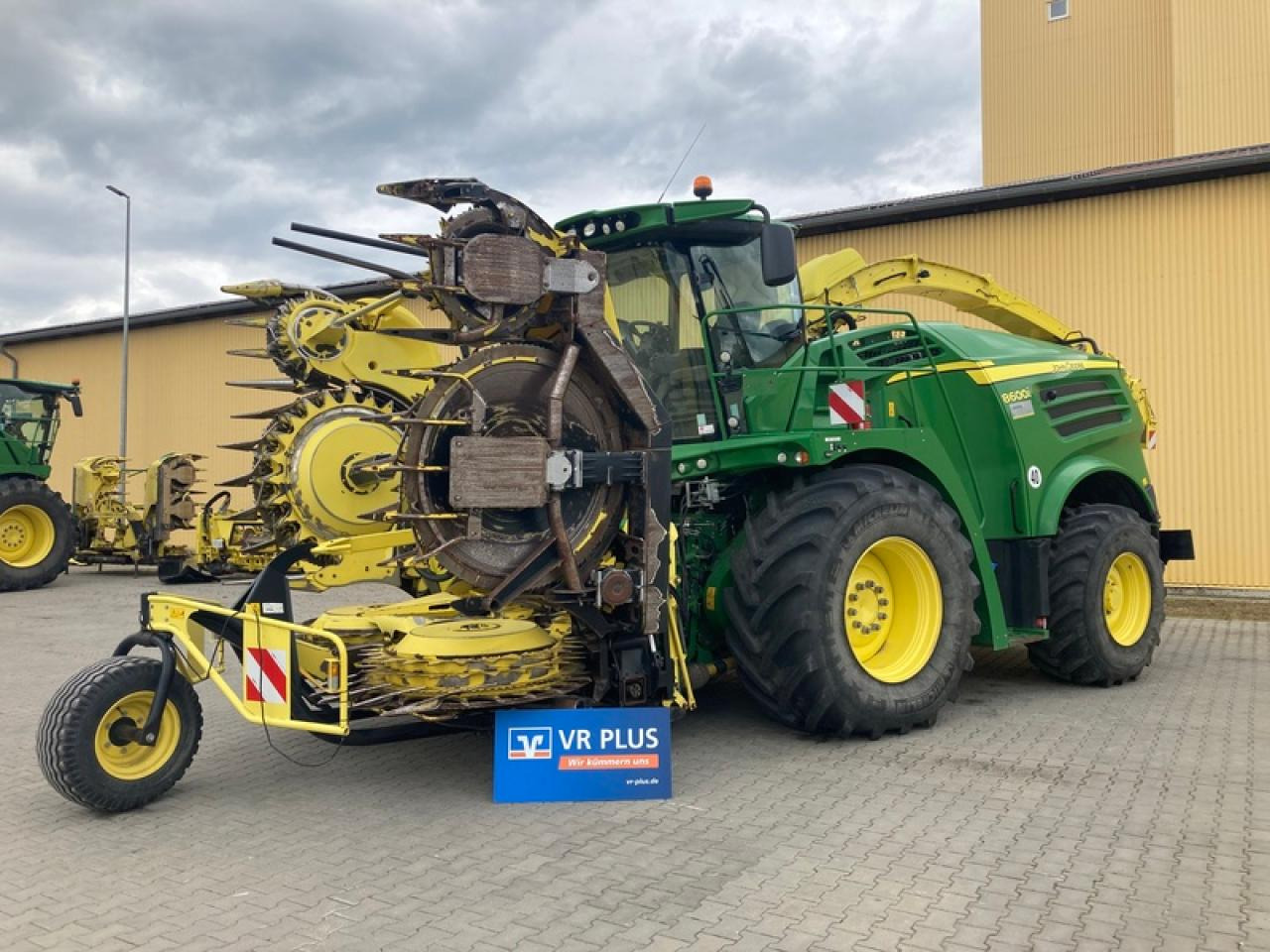 John Deere 8600 I - Pemanen hijauan: gambar 1 John Deere 8600 I - Pemanen hijauan: gambar 1