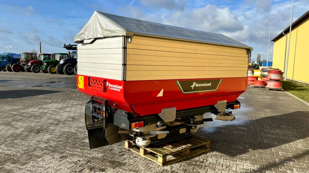 Kverneland EXACTA TL 4500L PLATINE NEU - Penyebar pupuk: gambar 2 Kverneland EXACTA TL 4500L PLATINE NEU - Penyebar pupuk: gambar 2