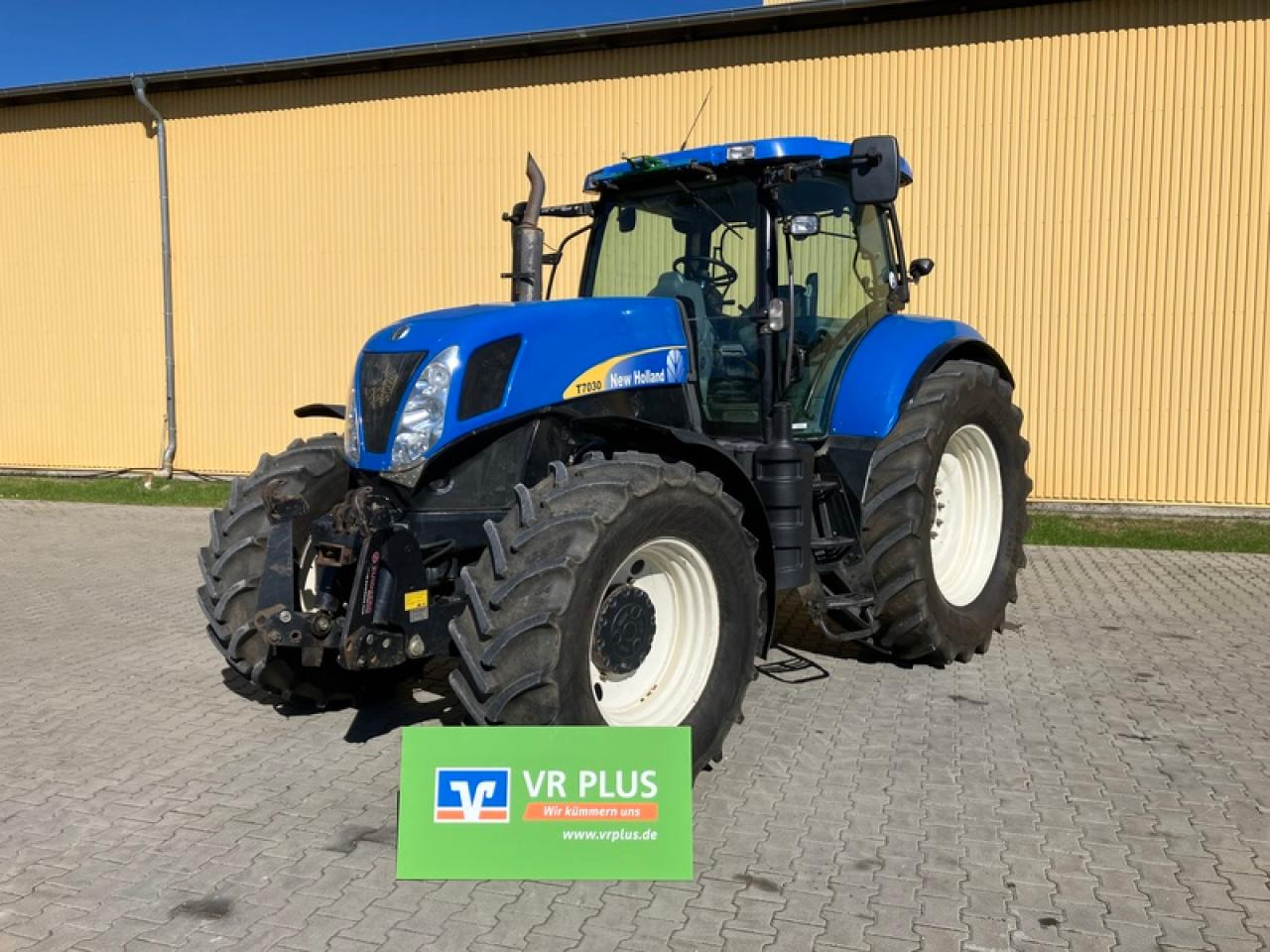 New Holland T7030 // GPS STARFIRE 6000 - Traktor: gambar 1 New Holland T7030 // GPS STARFIRE 6000 - Traktor: gambar 1