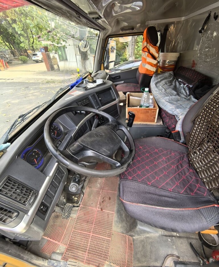 Sany STC700T 70T 70ton STC700 STC500 - Derek bergerak: gambar 5 Sany STC700T 70T 70ton STC700 STC500 - Derek bergerak: gambar 5