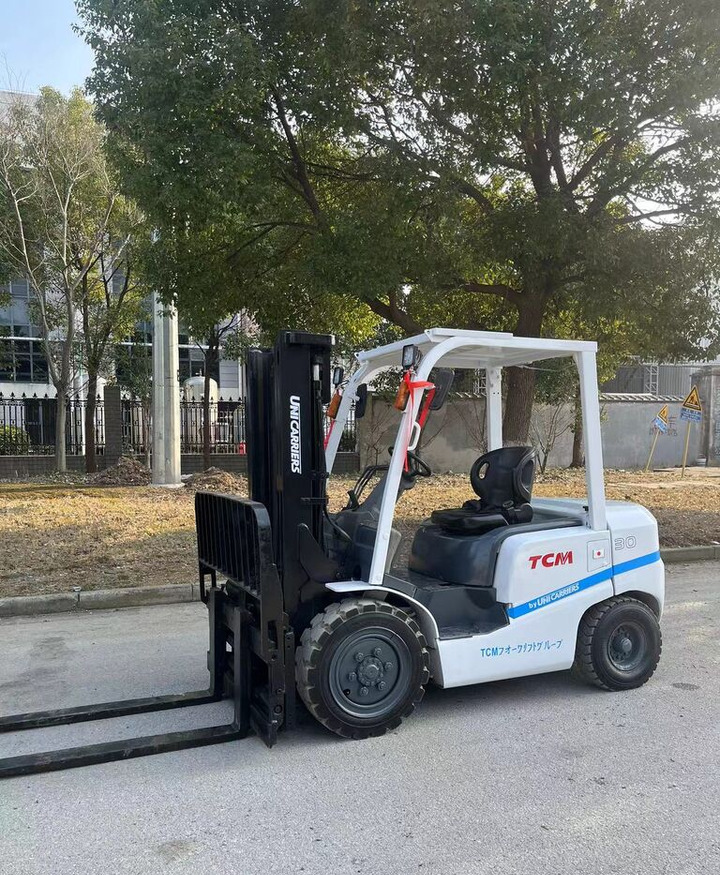 TCM FD30 FD50 FD100 FD80 3ton 5ton - Forklift diesel: gambar 2 TCM FD30 FD50 FD100 FD80 3ton 5ton - Forklift diesel: gambar 2