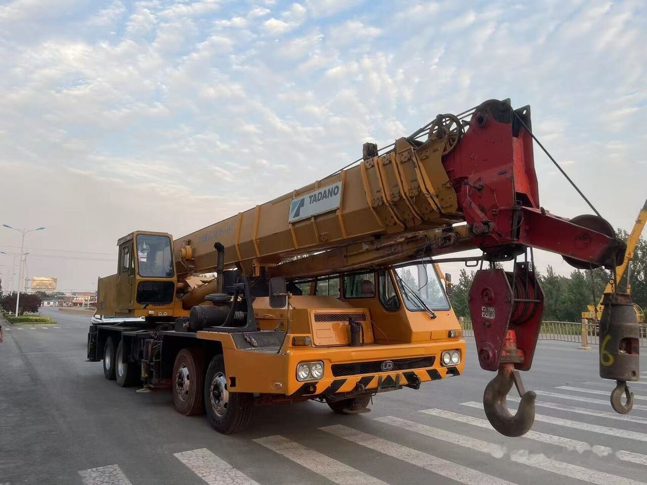 Tadano TG 500 50ton 80ton 100 ton - Derek bergerak: gambar 2 Tadano TG 500 50ton 80ton 100 ton - Derek bergerak: gambar 2