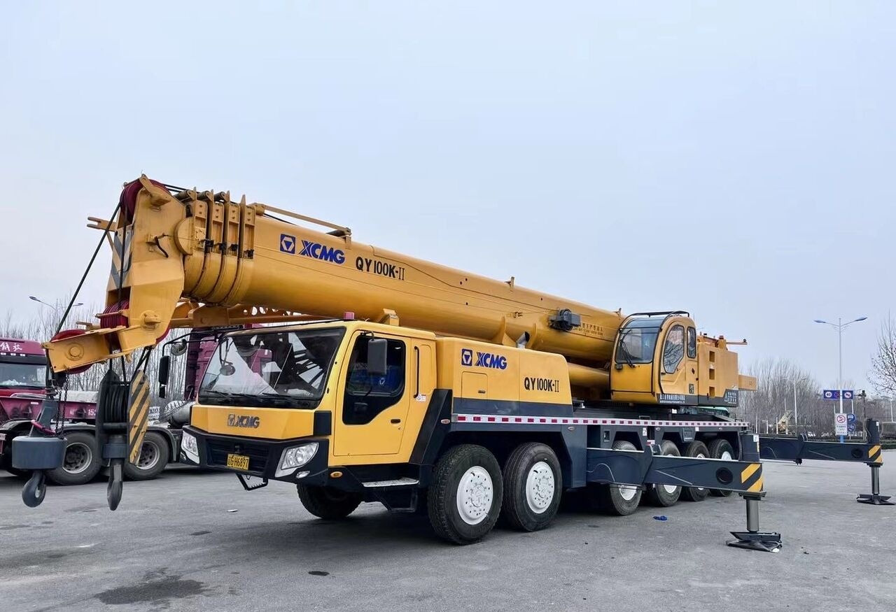 XCMG QY00K-II 25t 50t 100t - Derek bergerak: gambar 4 XCMG QY00K-II 25t 50t 100t - Derek bergerak: gambar 4