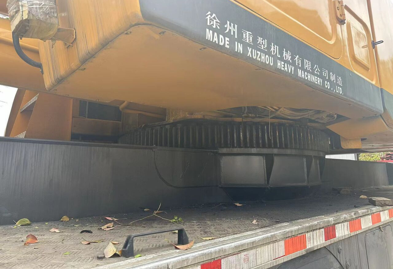 XCMG QY130 25ton 50ton 70ton 100ton 130ton 160ton - Derek bergerak: gambar 3 XCMG QY130 25ton 50ton 70ton 100ton 130ton 160ton - Derek bergerak: gambar 3
