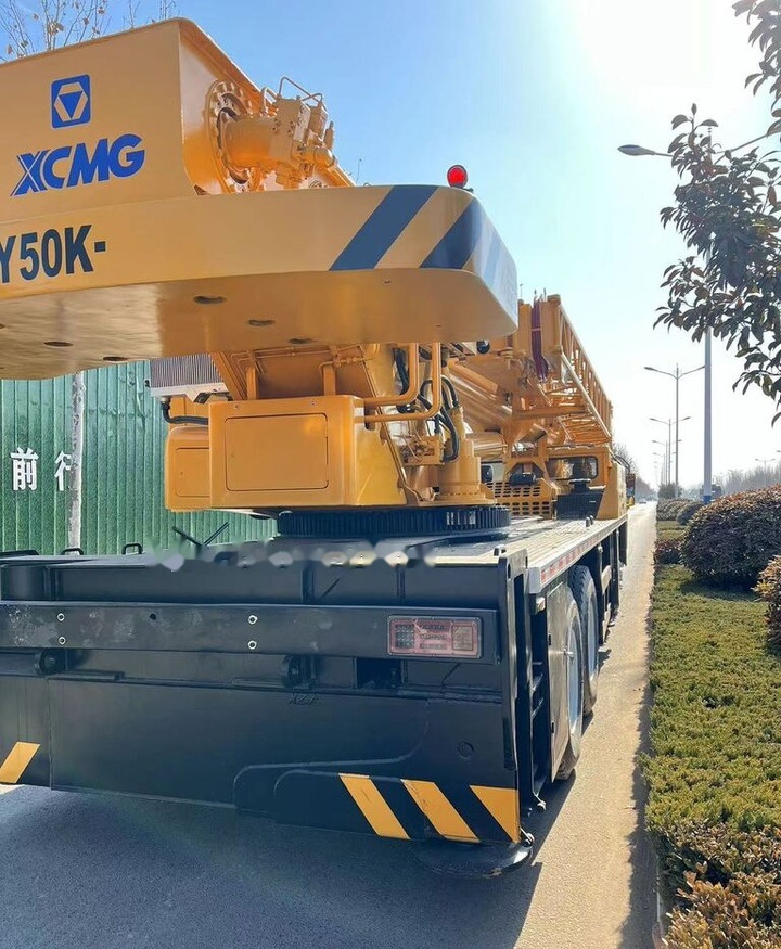XCMG QY30K QY50K QY50B 30 40 50 60 80 100 truck crane - Derek bergerak: gambar 3 XCMG QY30K QY50K QY50B 30 40 50 60 80 100 truck crane - Derek bergerak: gambar 3