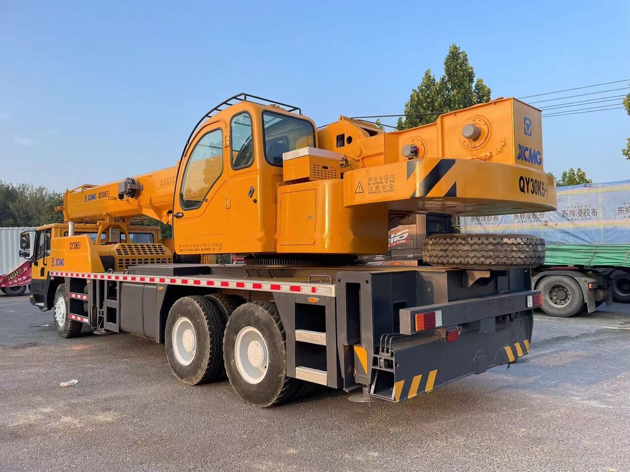 XCMG QY30KC QY30K XCT30 30T 30ton 50 60 70 80 100 - Derek bergerak: gambar 5 XCMG QY30KC QY30K XCT30 30T 30ton 50 60 70 80 100 - Derek bergerak: gambar 5
