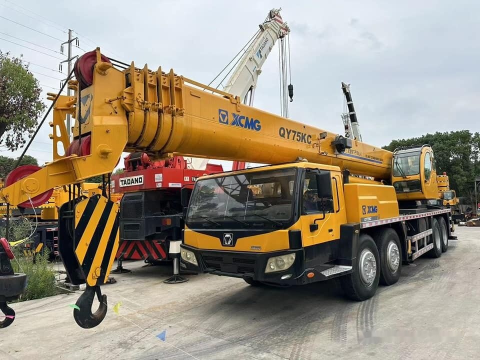 XCMG QY75KC XCT75 75T 75ton 70ton 80ton 50 100 - Derek bergerak: gambar 2 XCMG QY75KC XCT75 75T 75ton 70ton 80ton 50 100 - Derek bergerak: gambar 2