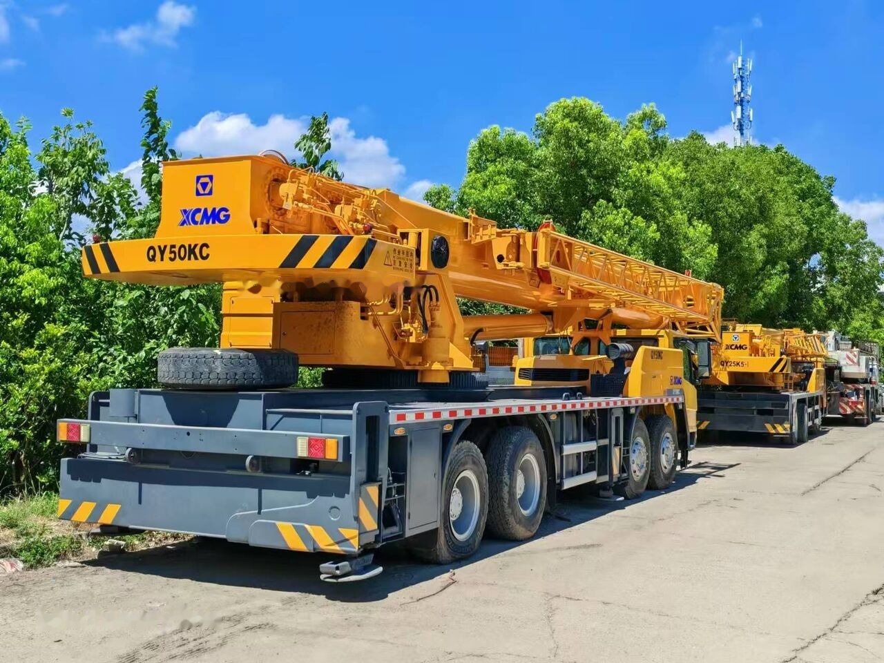 XCMG XCT50 XCT30 XCT35 QY50KC QY50K 50T 50ton 50 35 60 - Derek bergerak: gambar 2 XCMG XCT50 XCT30 XCT35 QY50KC QY50K 50T 50ton 50 35 60 - Derek bergerak: gambar 2